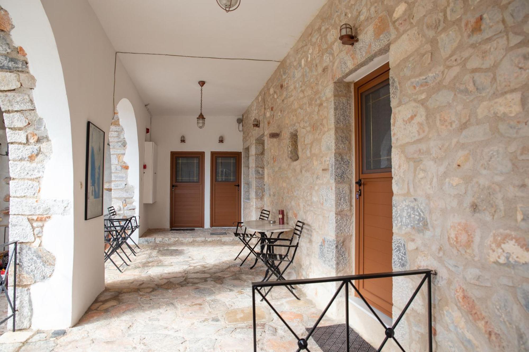 Traditional House Alepis In Areopolis ภายนอก รูปภาพ
